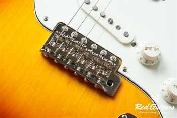 MIJ Traditional Late 60s Stratocaster - 3 Color Sunburst